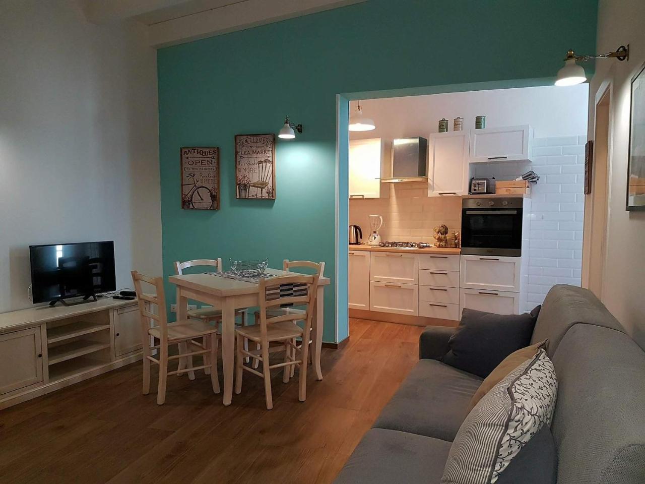 Color Apartment โมโนโปลี ภายนอก รูปภาพ